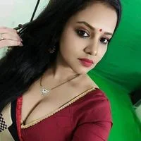 Shruti Sinha photo